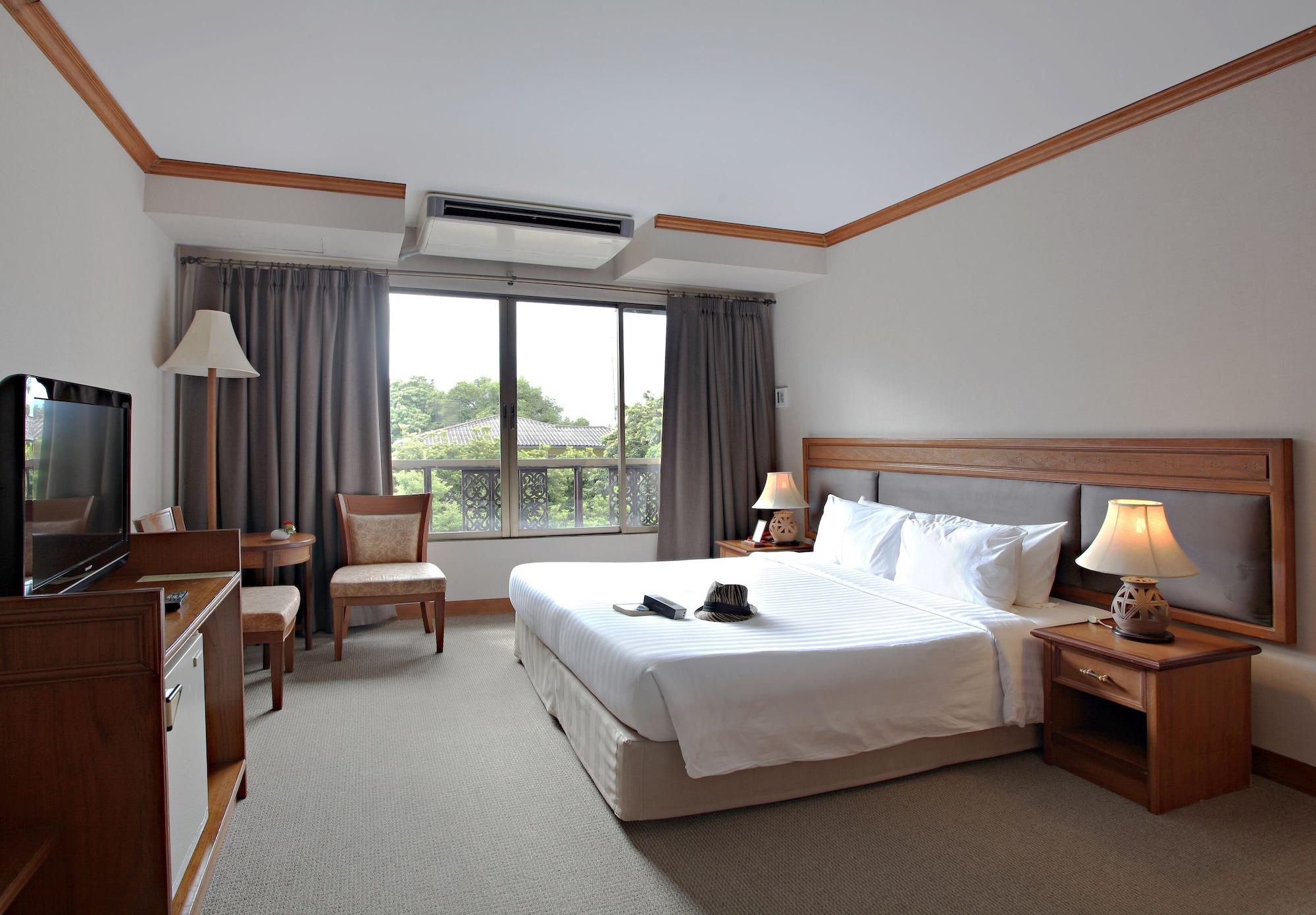 Tohsang Heritage Ubon Ratchathani Hotel Ngoại thất bức ảnh