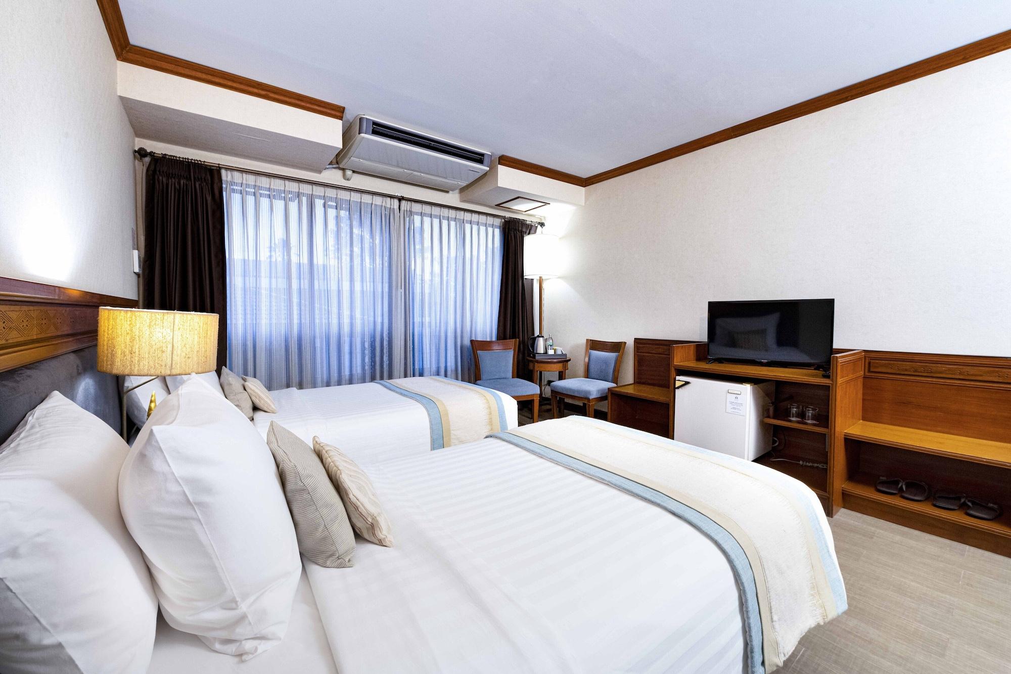Tohsang Heritage Ubon Ratchathani Hotel Ngoại thất bức ảnh