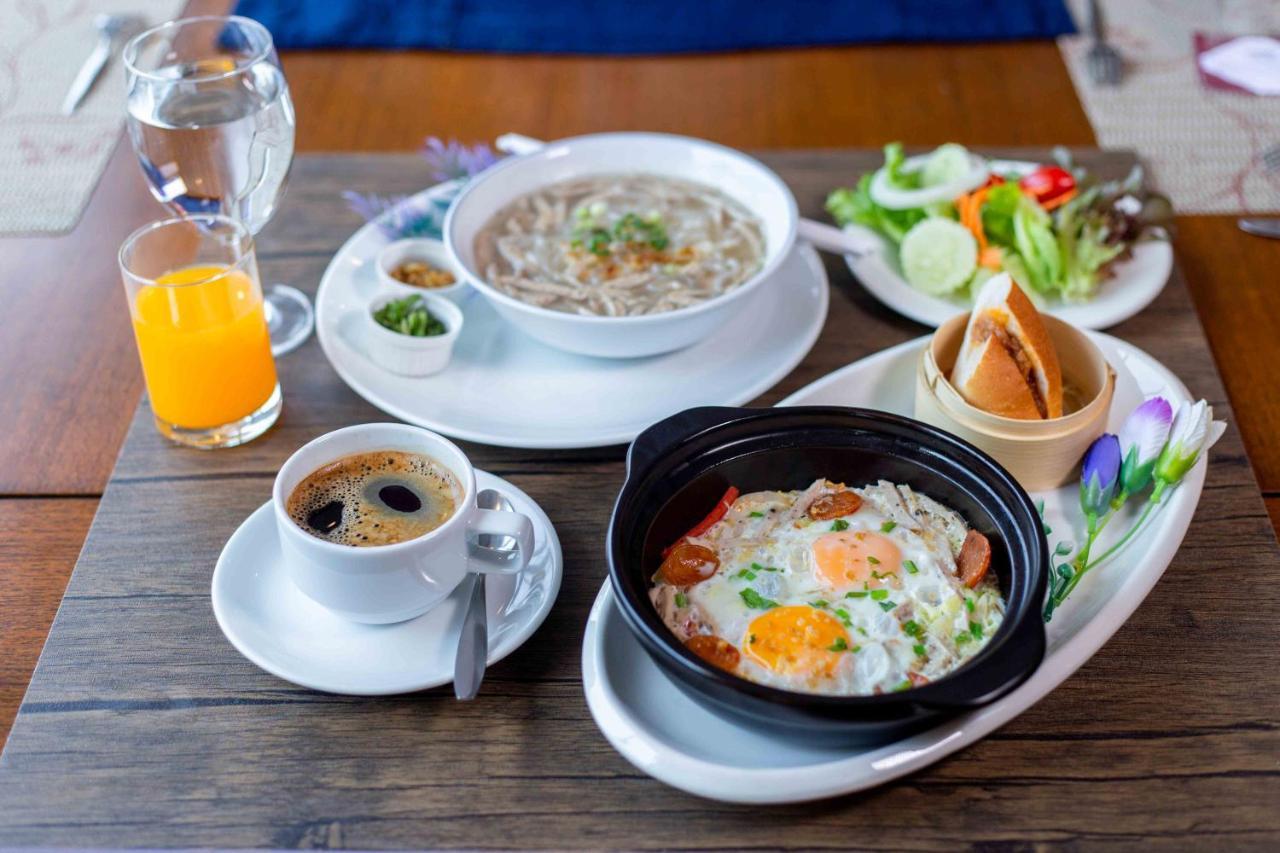 Tohsang Heritage Ubon Ratchathani Hotel Ngoại thất bức ảnh