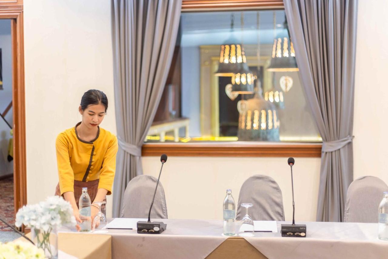 Tohsang Heritage Ubon Ratchathani Hotel Ngoại thất bức ảnh